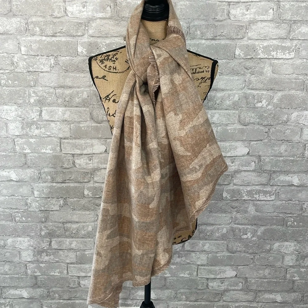 Altar’d State Tan Camo Scarf